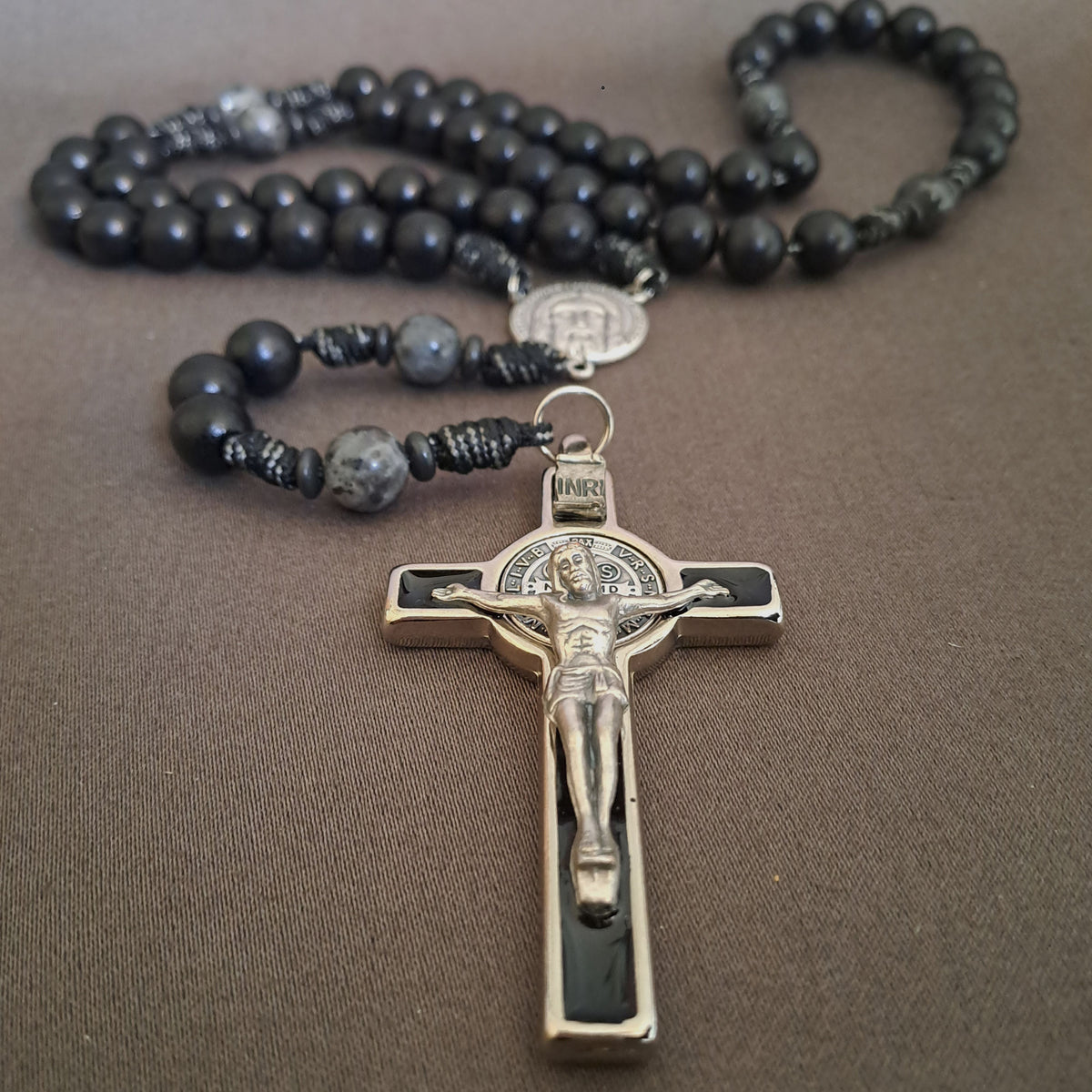 Svart Benedict Rosenkrans – Magnificat Rosaries