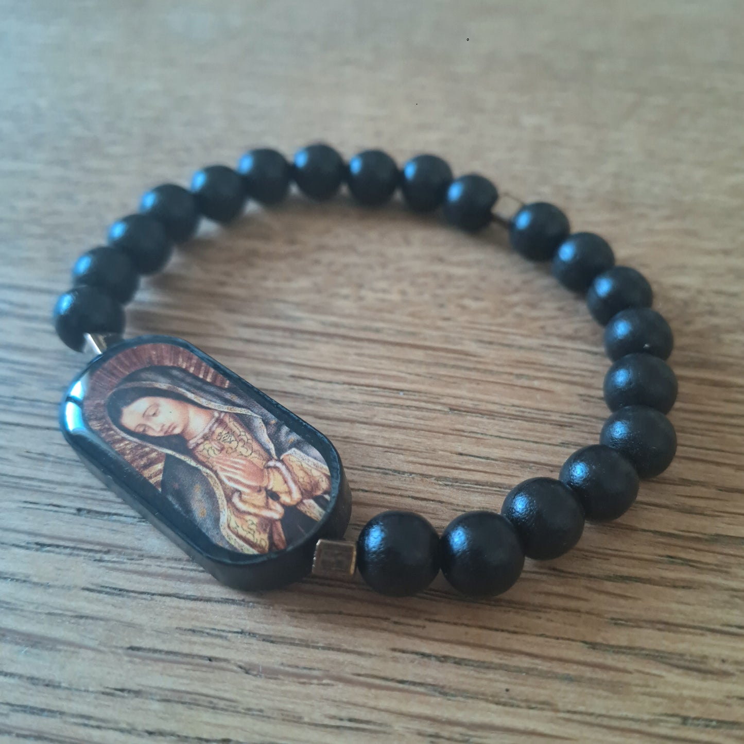 Trä Guadalupe Armband