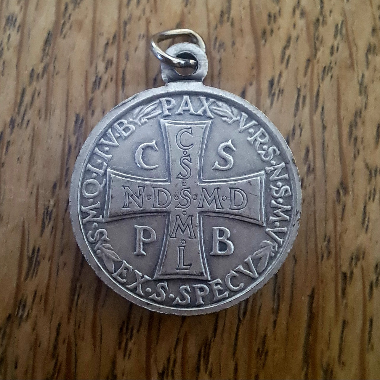 Klassisk Benedictus medaljong